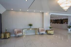 Silver Sands Beach Hotel