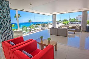 Silver Sands Beach Hotel