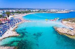 Silver Sands Beach Hotel