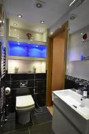 Hyde Park Suites - Apartments