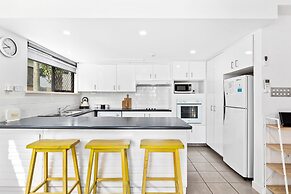 Windward Apartments