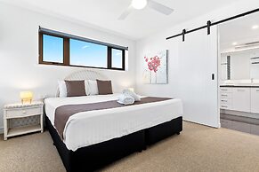 Windward Apartments