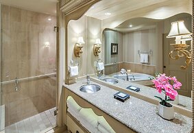 The Royal Kelowna