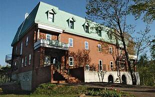 Niseko Freedom Inn