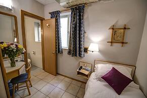 Sliema Chalet Hotel