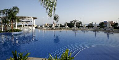 Sunrise Oasis Hotel & Waterpark