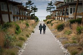 Cox Bay Beach Resort