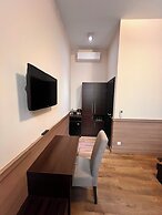 Central Hotel 21