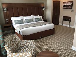 Twin Oaks Hotel