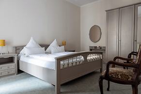 Hotel Weisses Haus