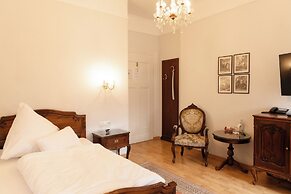 Hotel Weisses Haus