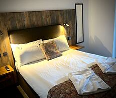 The Blue Boar Inn