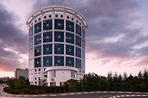 Delta Hotels by Marriott Istanbul West