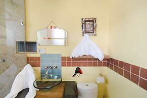 Sweet Lemon Boutique Bed & Breakfast