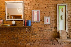 Sweet Lemon Boutique Bed & Breakfast