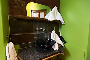 Sweet Lemon Boutique Bed & Breakfast