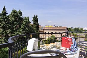 Maranello Palace
