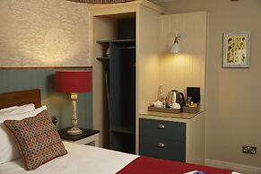 Feathers Hotel by Chef and Brewer Collection