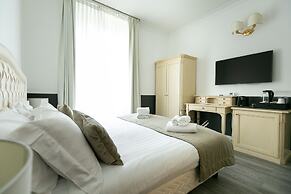 Capitolium Rooms