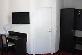 Hotel Aariana