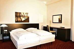 Hotel Aariana