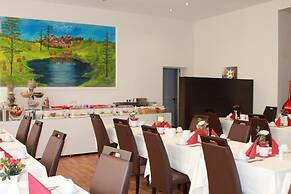 Hotel Aariana