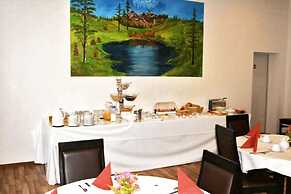 Hotel Aariana