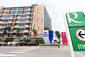 Pacific Park Hotel