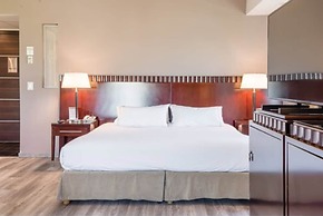 Diplomatic Hotel