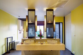 APSARA Beachfront Resort and Villa
