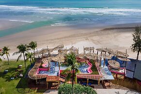APSARA Beachfront Resort and Villa