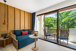 APSARA Beachfront Resort and Villa