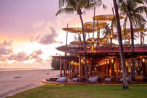 APSARA Beachfront Resort and Villa