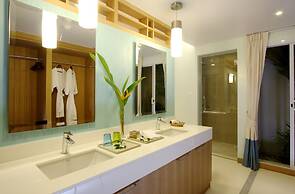 APSARA Beachfront Resort and Villa