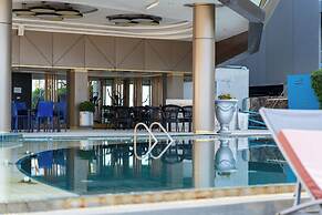 Rodina Beach Hotel