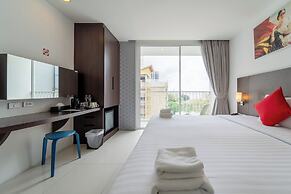 Rodina Beach Hotel