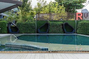 Rodina Beach Hotel