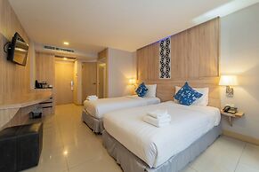 Rodina Beach Hotel