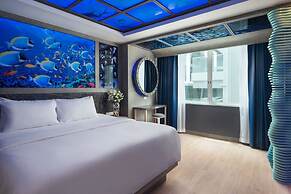 Rodina Beach Hotel