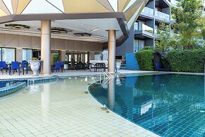 Rodina Beach Hotel