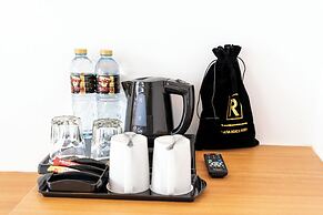Rodina Beach Hotel
