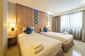 Rodina Beach Hotel
