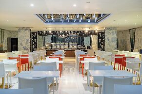 Rodina Beach Hotel