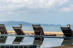 Rodina Beach Hotel