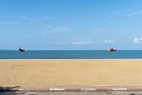 Rodina Beach Hotel