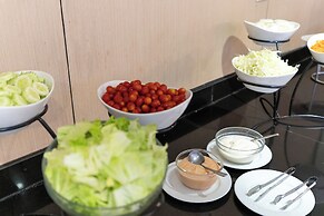 Rodina Beach Hotel