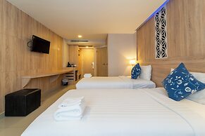 Rodina Beach Hotel