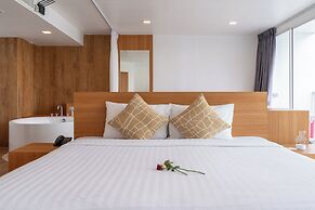 Rodina Beach Hotel