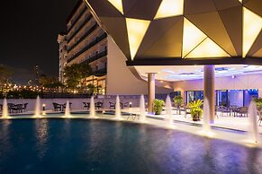 Rodina Beach Hotel