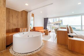 Rodina Beach Hotel